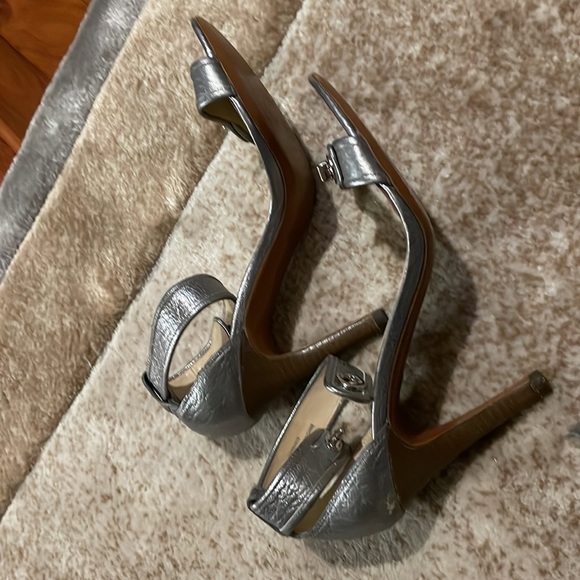 Coach Heels - Picture 2 of 4